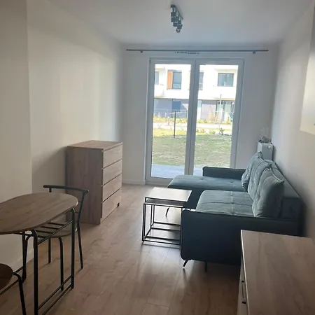 Przytulne Mieszkanie Dla 4 Osob W Centrum Nowego Dworu Mazowieckiego Modlin Airport Apartment