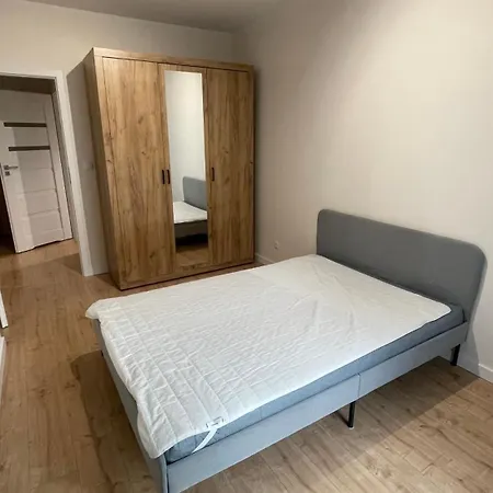 Apartment Przytulne Mieszkanie Dla 4 Osob W Centrum Nowego Dworu Mazowieckiego Modlin Airport *